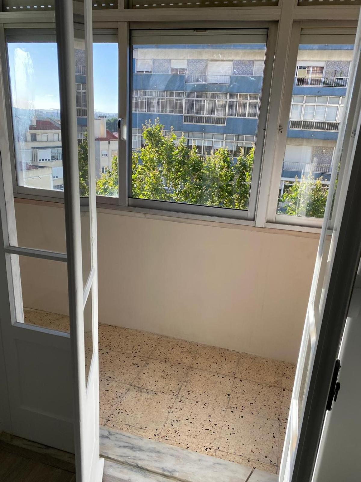 Room Alvalade Lisbon Exterior photo