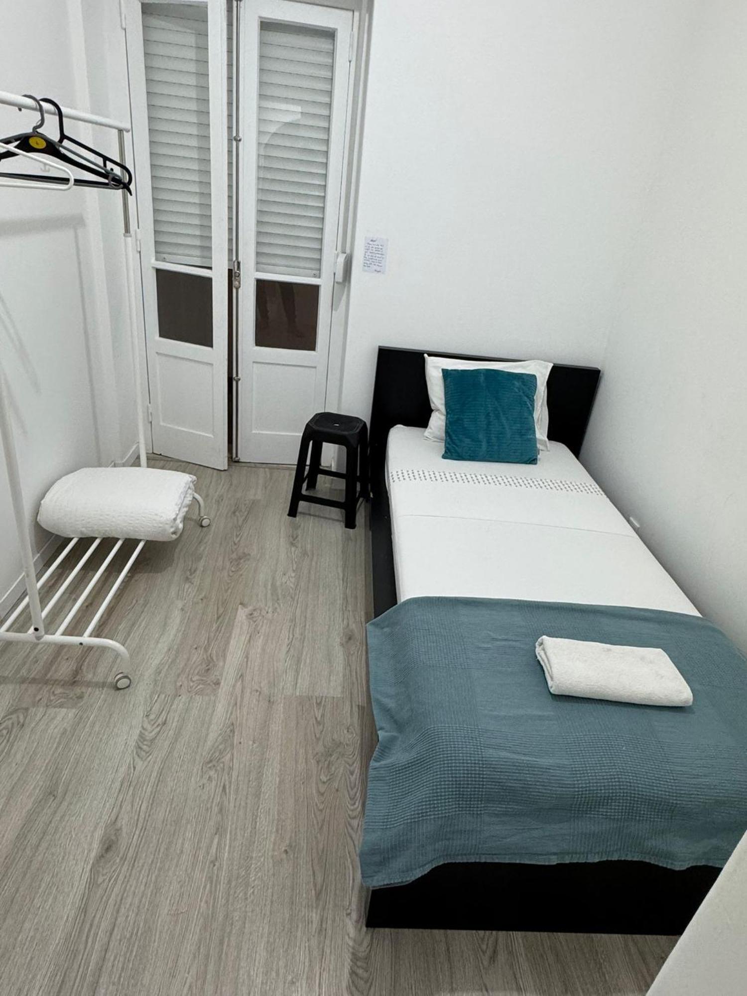 Room Alvalade Lisbon Exterior photo