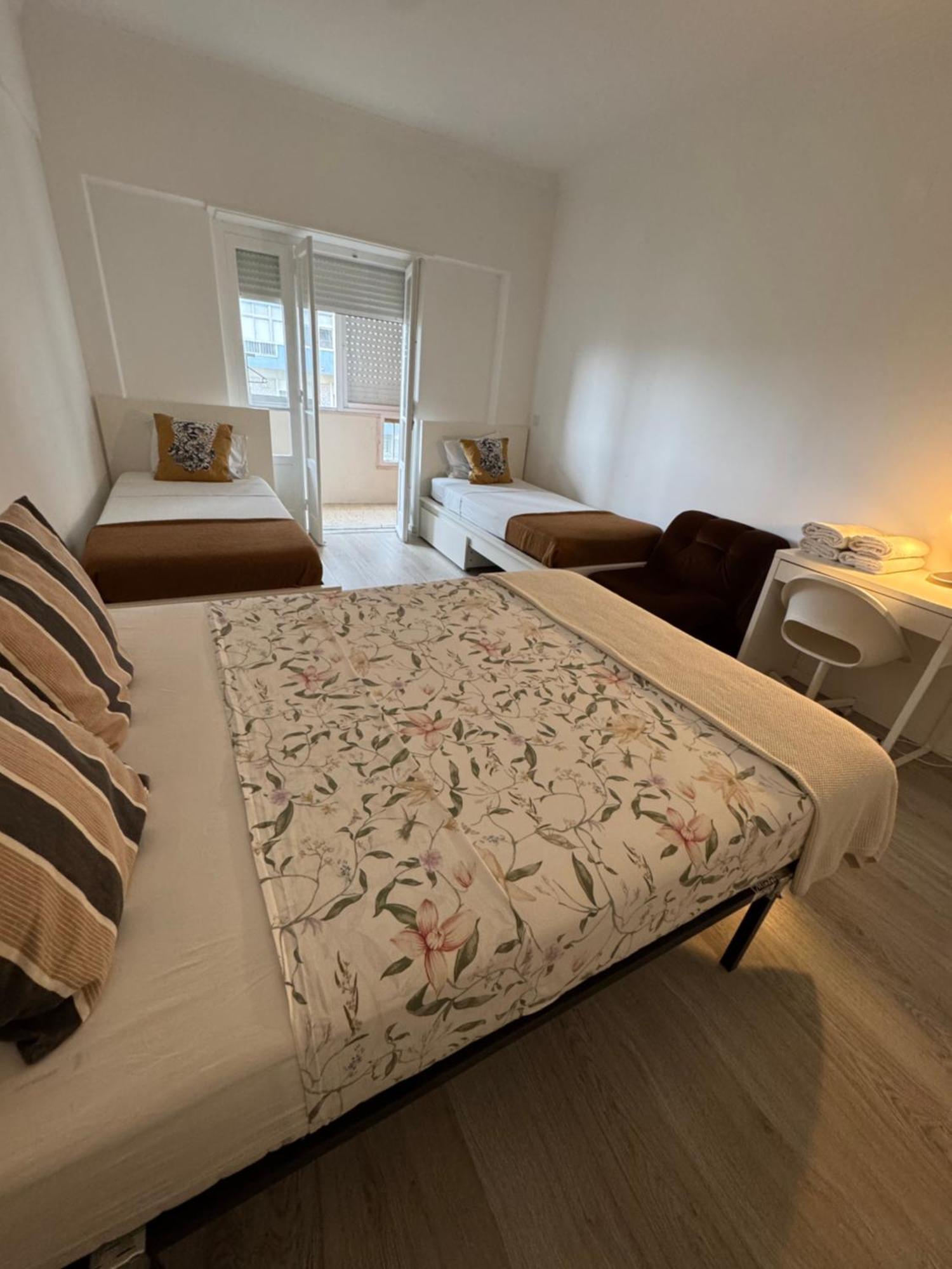 Room Alvalade Lisbon Exterior photo